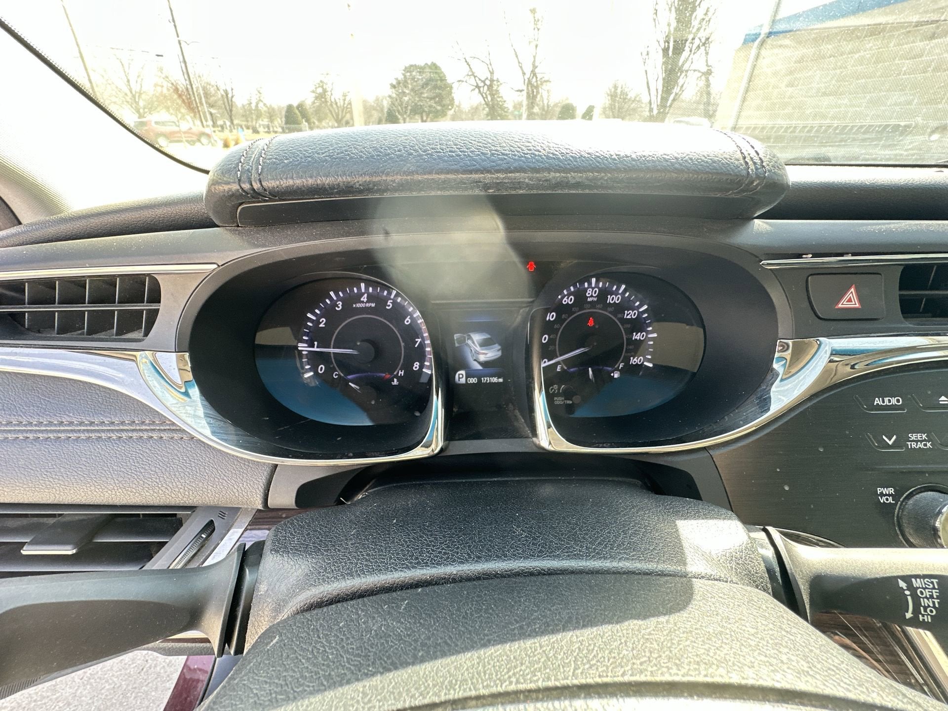 2013 Toyota Avalon D