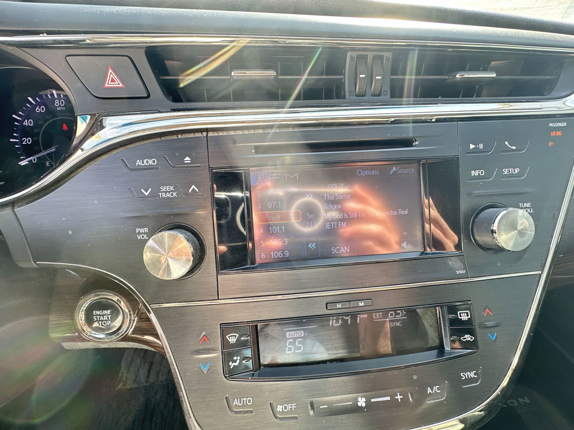 2013 Toyota Avalon D