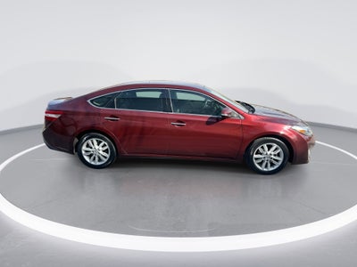 2013 Toyota Avalon D
