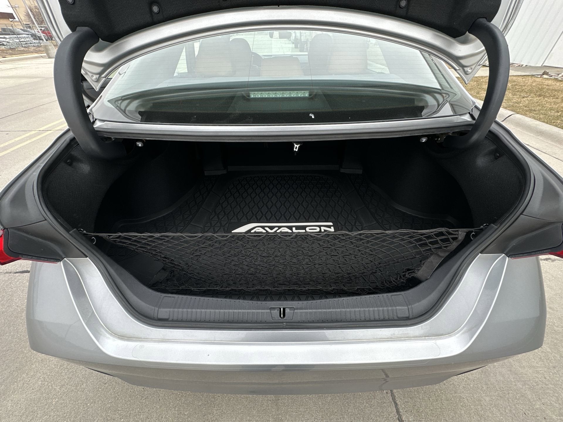 2020 Toyota Avalon Hybrid Limited