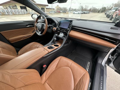 2020 Toyota Avalon Hybrid Limited