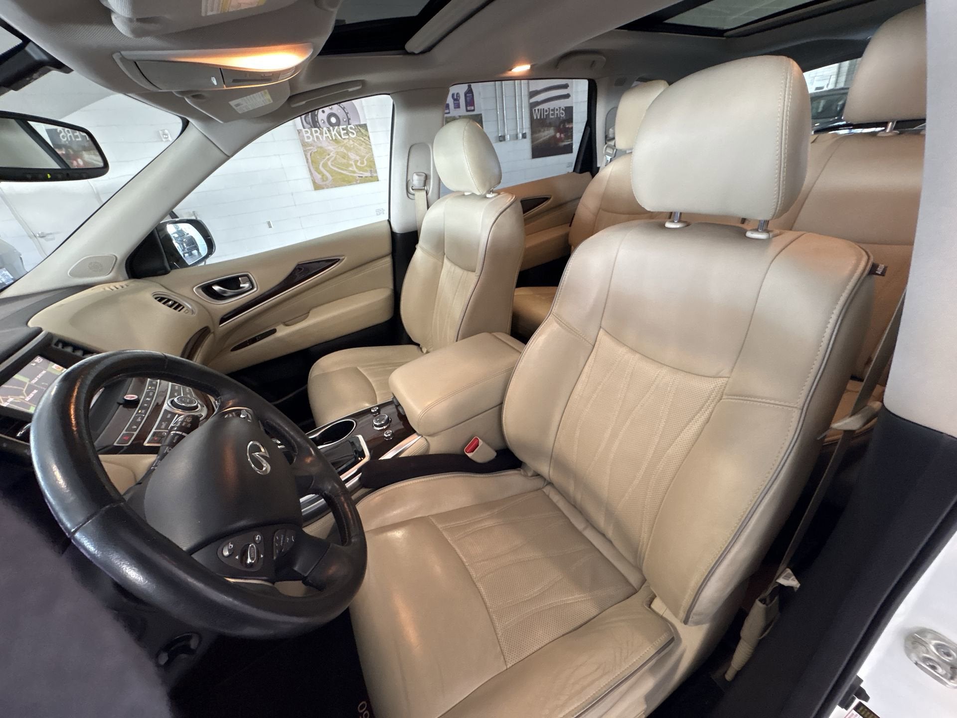 2019 INFINITI QX60 LUXE