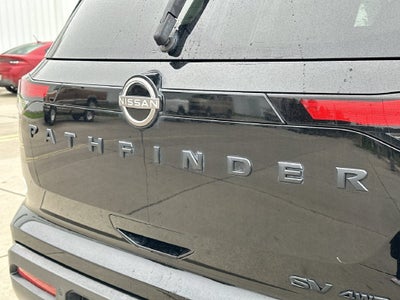 2022 Nissan Pathfinder SV