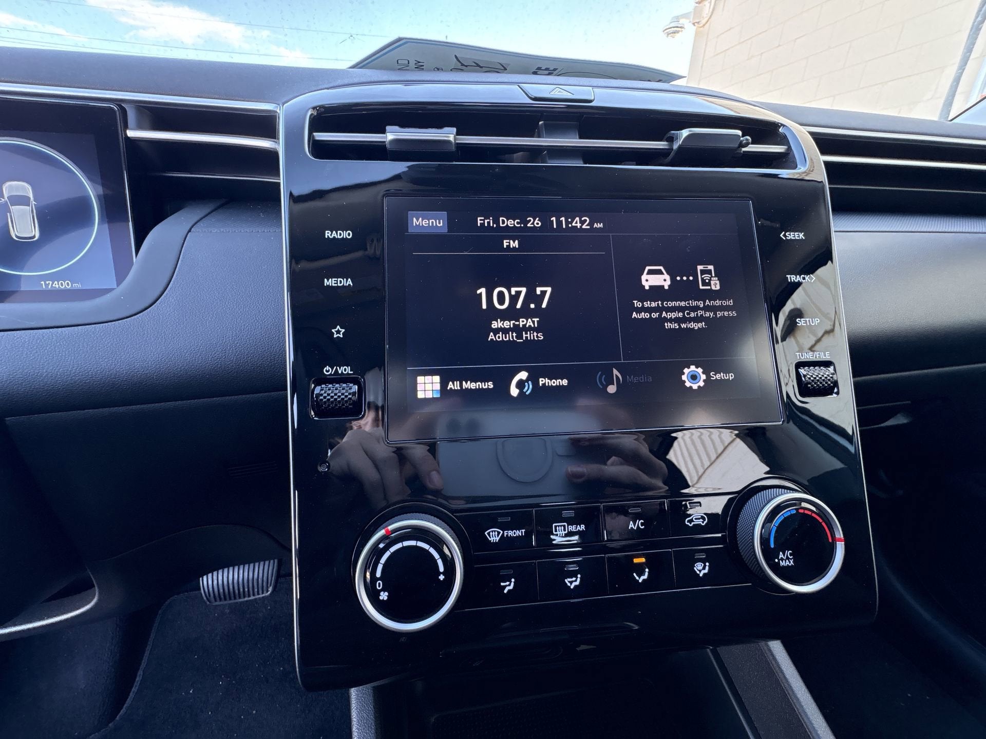 2024 Hyundai TUCSON SE