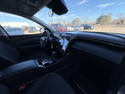 2024 Hyundai TUCSON SE