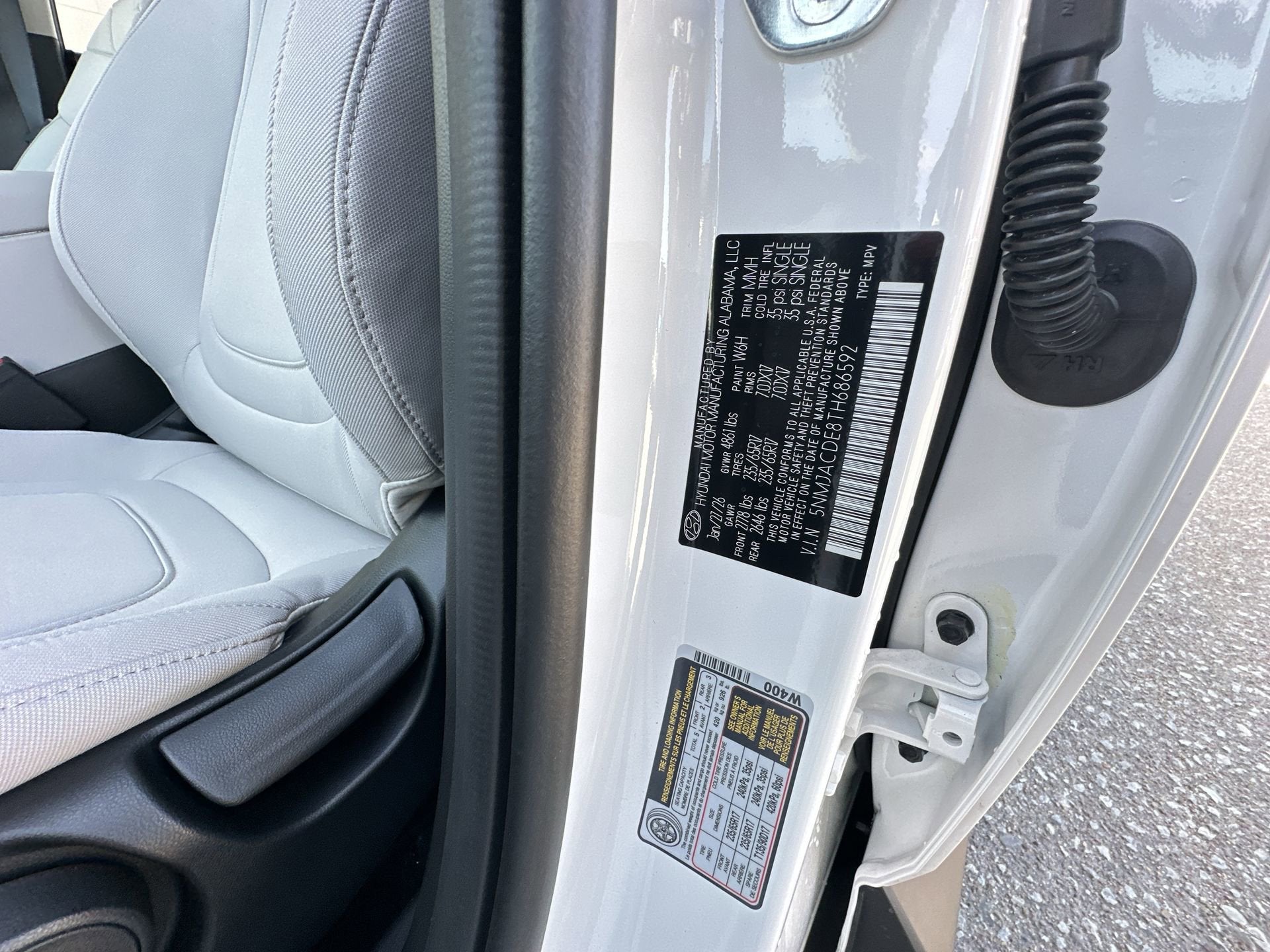 2026 Hyundai TUCSON SE