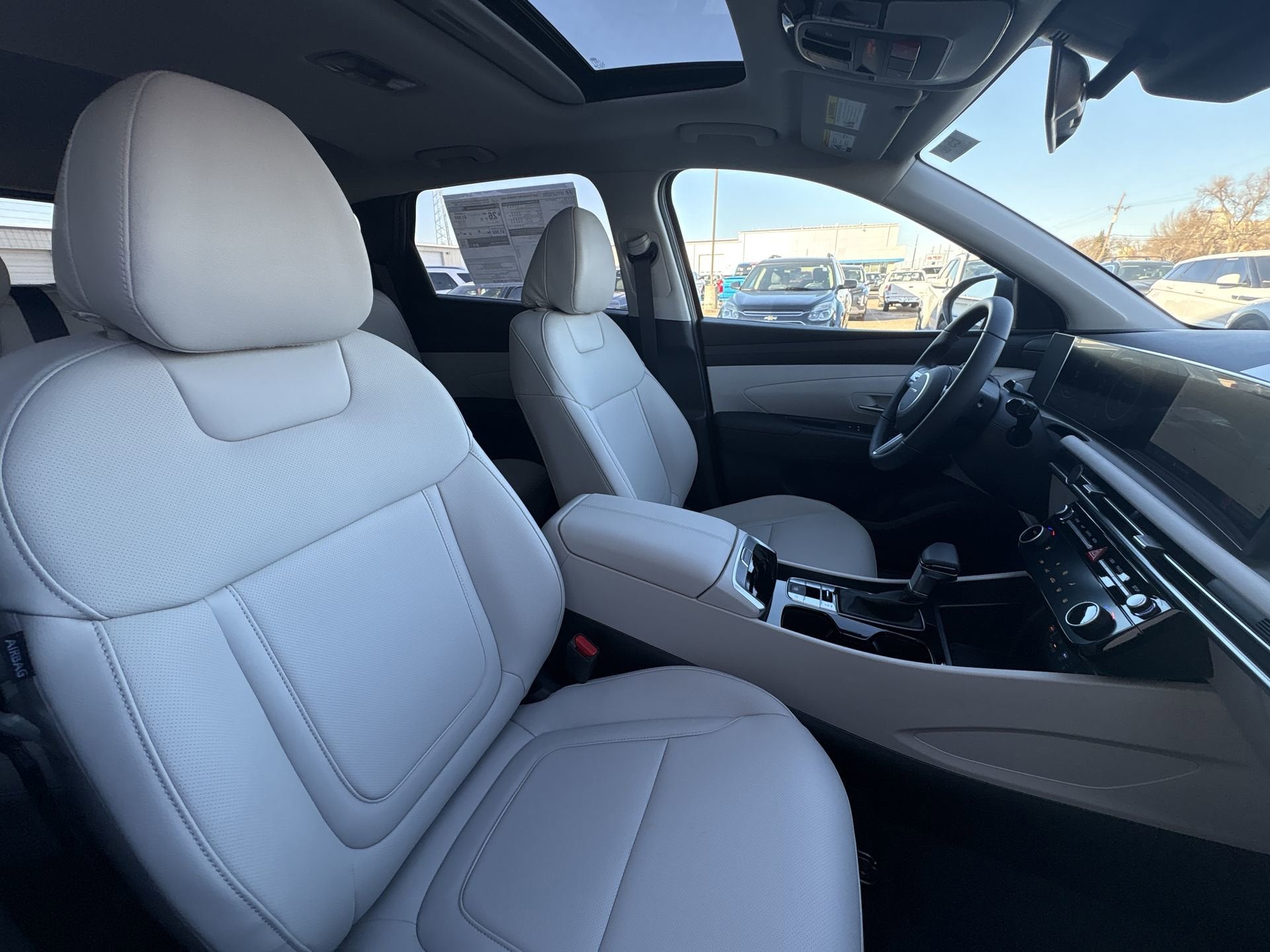 2026 Hyundai TUCSON SEL Premium