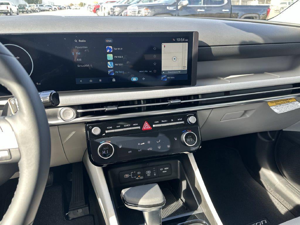 2026 Hyundai TUCSON SEL Premium AWD
