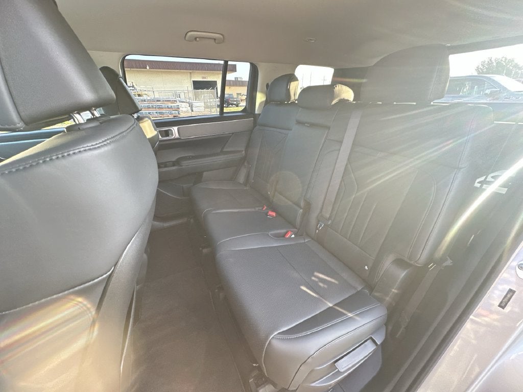 2027 Hyundai SANTA FE HYBRID SEL