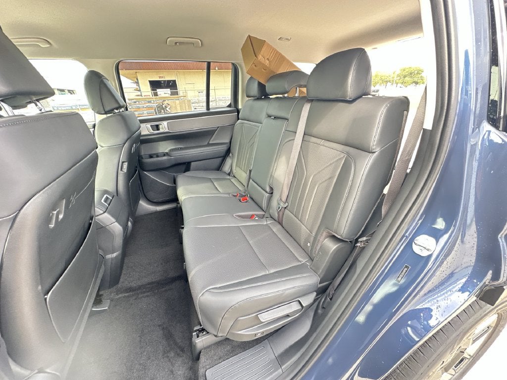 2027 Hyundai SANTA FE HYBRID SEL