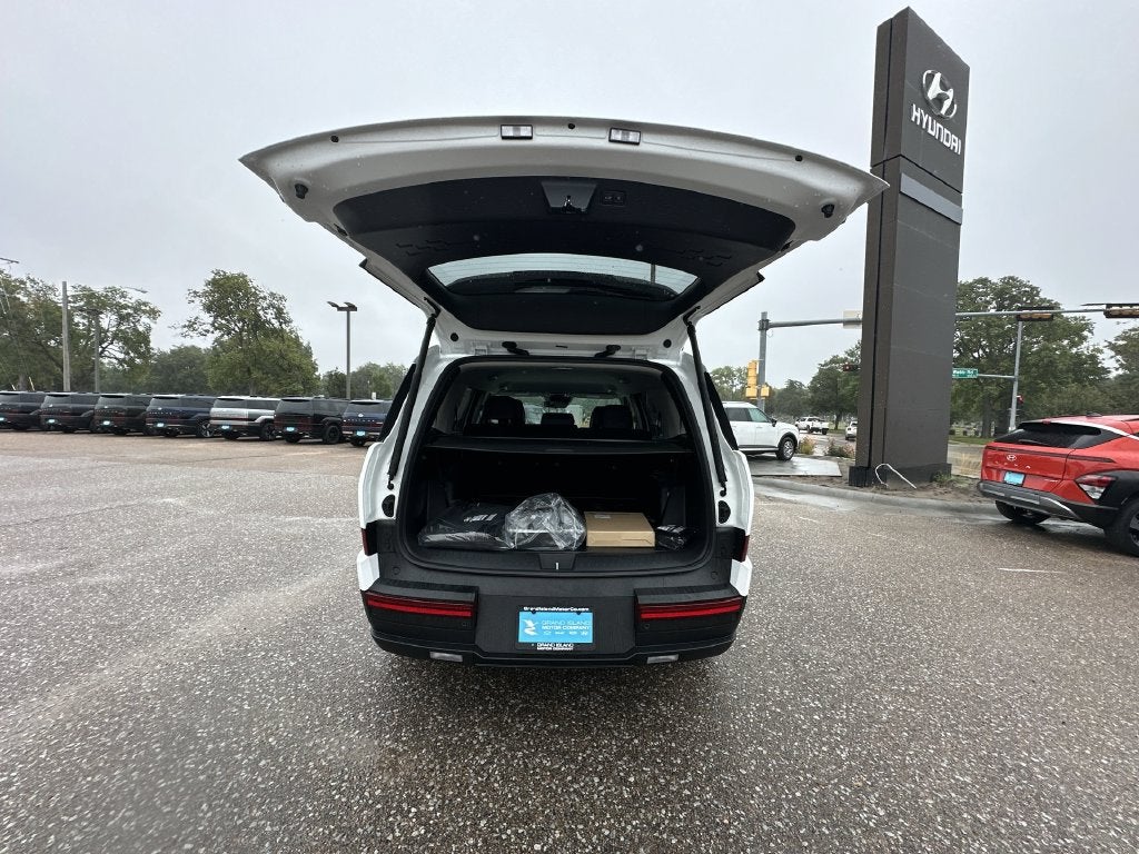 2027 Hyundai SANTA FE HYBRID SEL