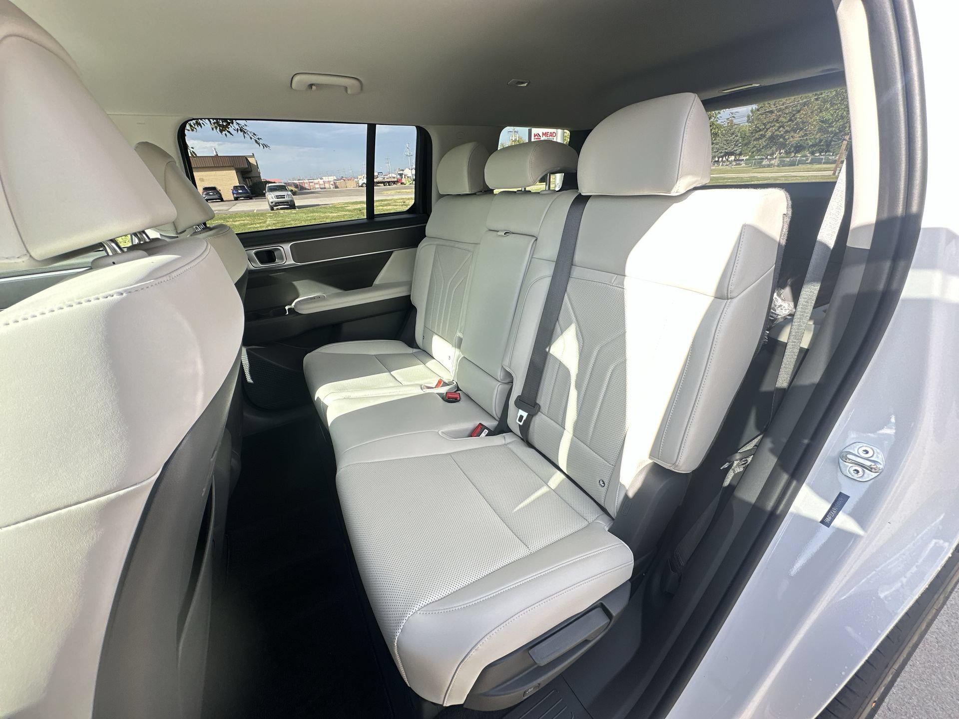 2027 Hyundai SANTA FE SEL AWD