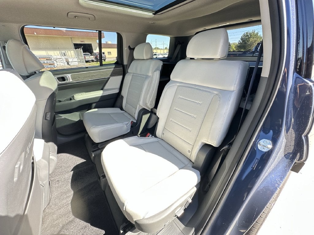 2027 Hyundai SANTA FE HYBRID Limited