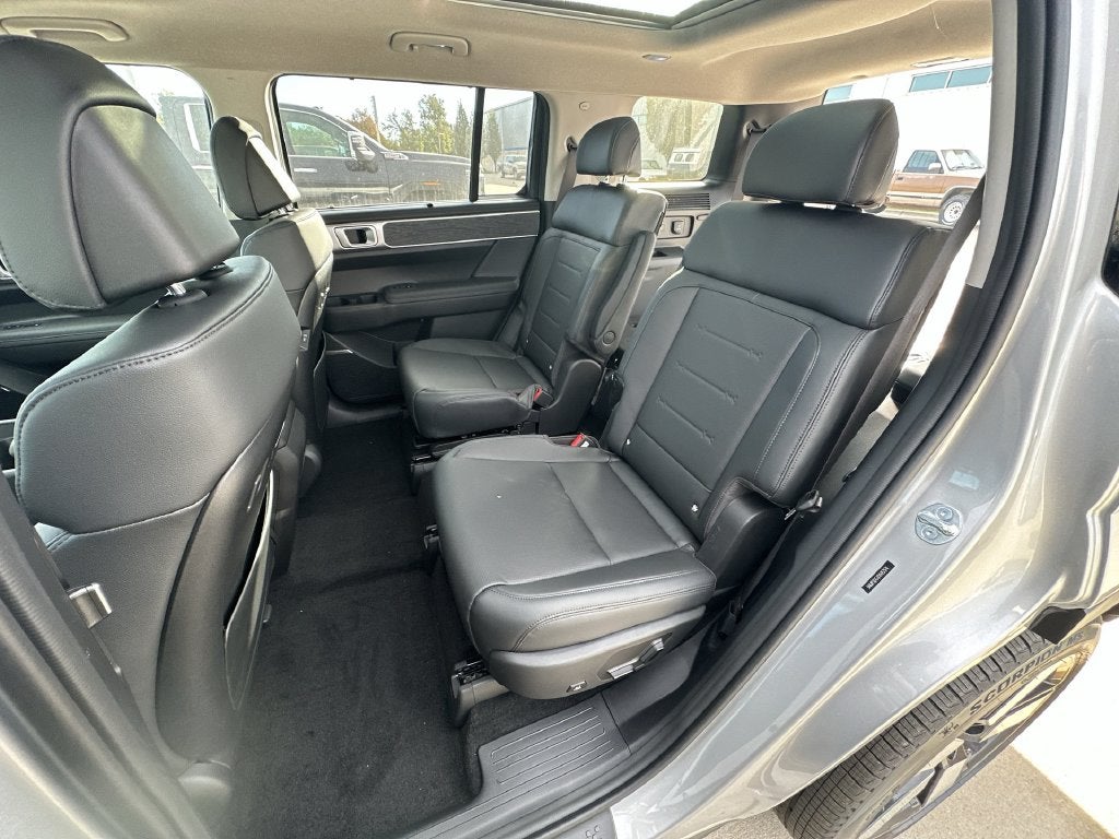 2027 Hyundai SANTA FE HYBRID Limited