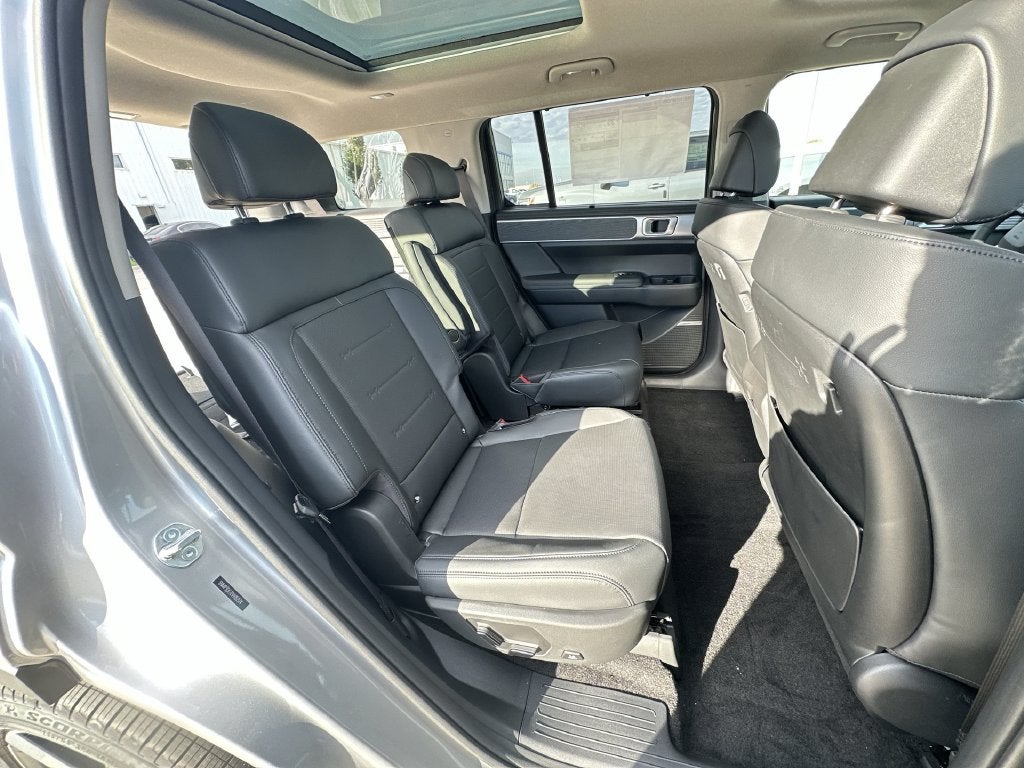 2027 Hyundai SANTA FE HYBRID Limited