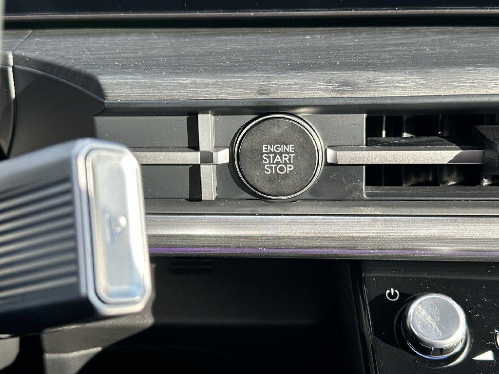2027 Hyundai SANTA FE HYBRID Limited