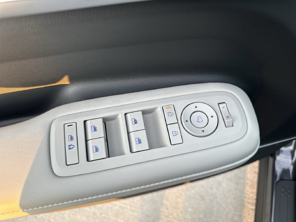 2027 Hyundai SANTA FE HYBRID Limited