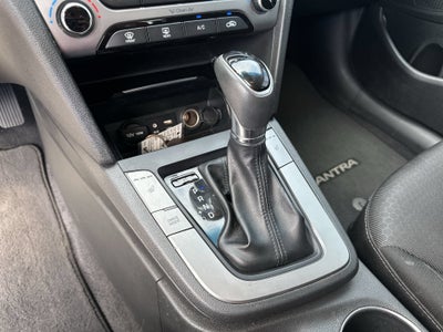 2017 Hyundai ELANTRA Value Edition