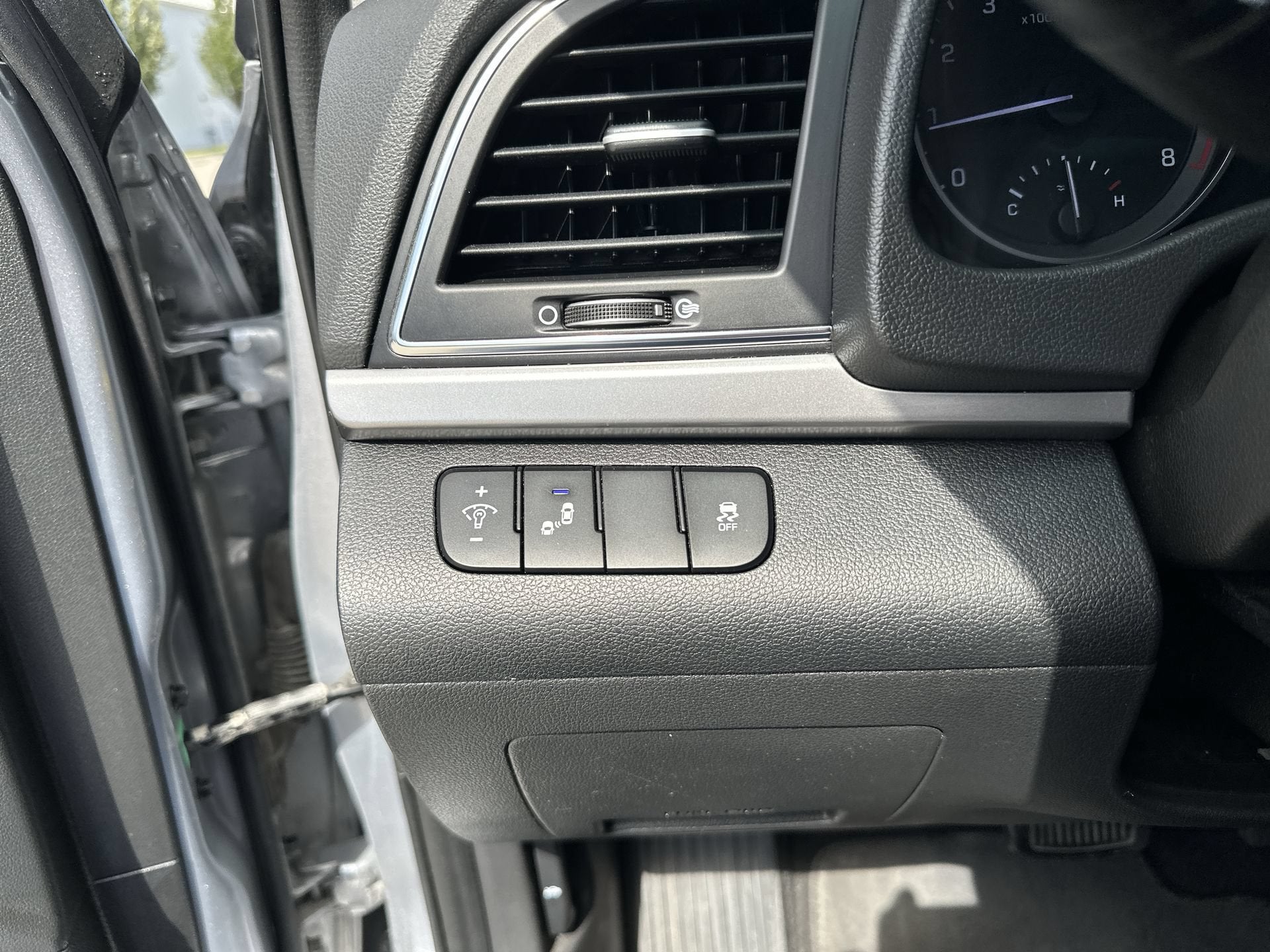 2017 Hyundai ELANTRA Value Edition