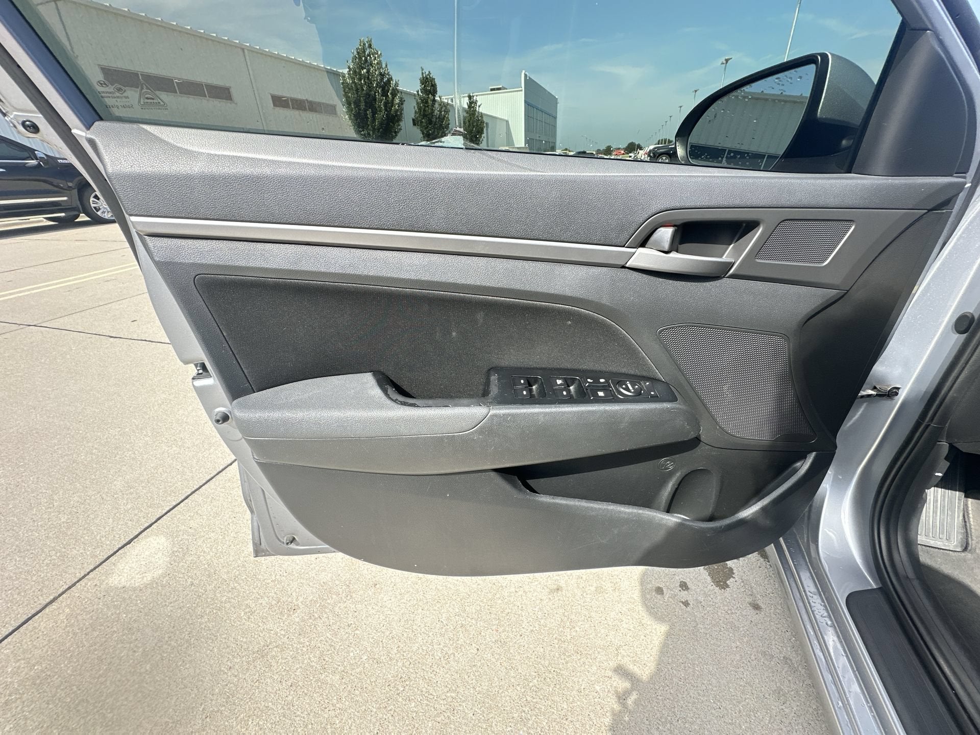 2017 Hyundai ELANTRA Value Edition