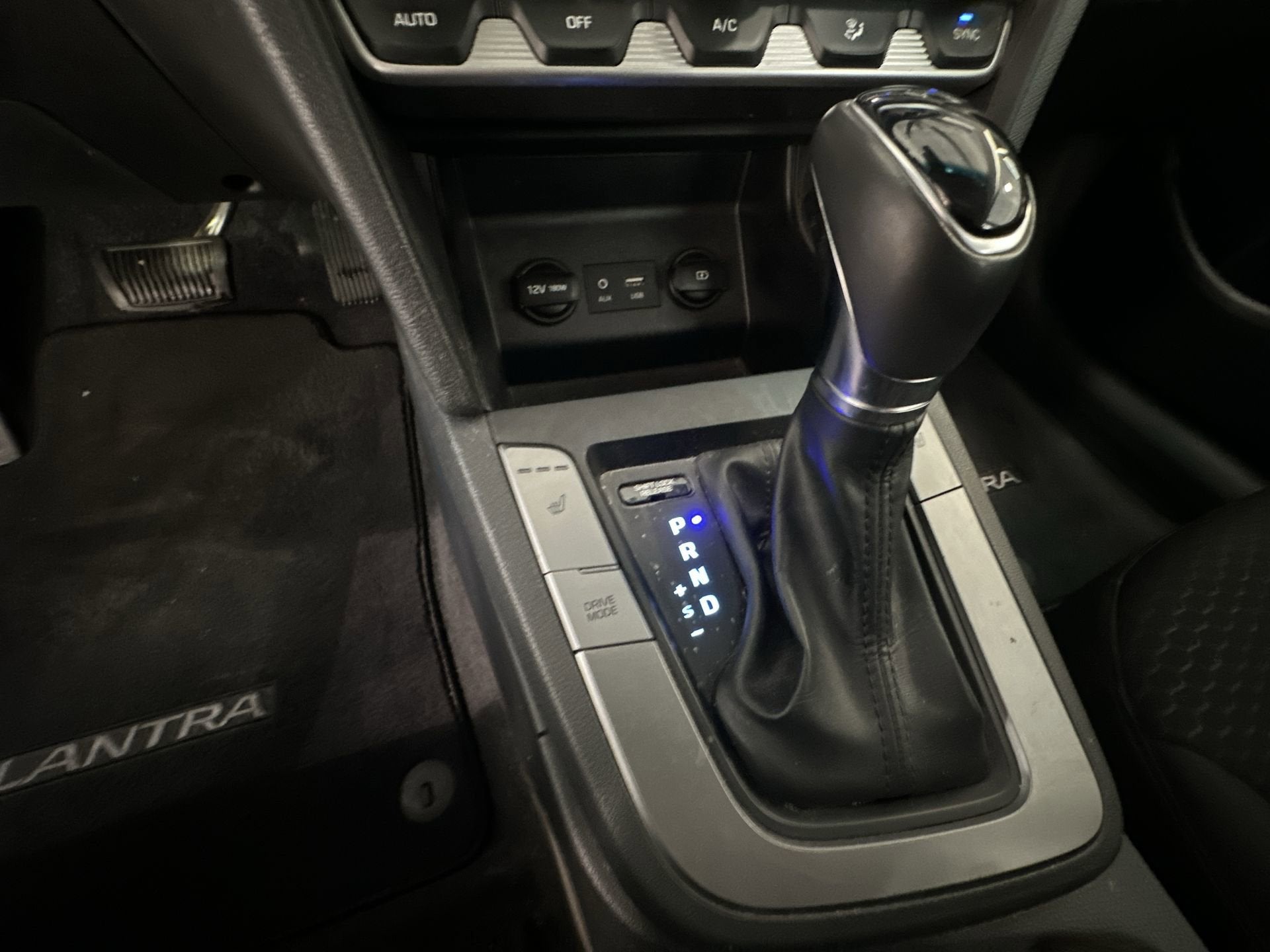 2019 Hyundai ELANTRA Value Edition