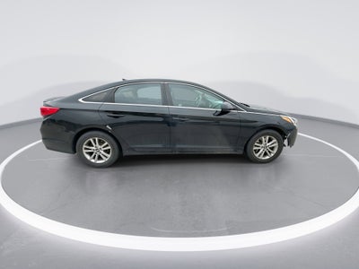 2017 Hyundai SONATA SE