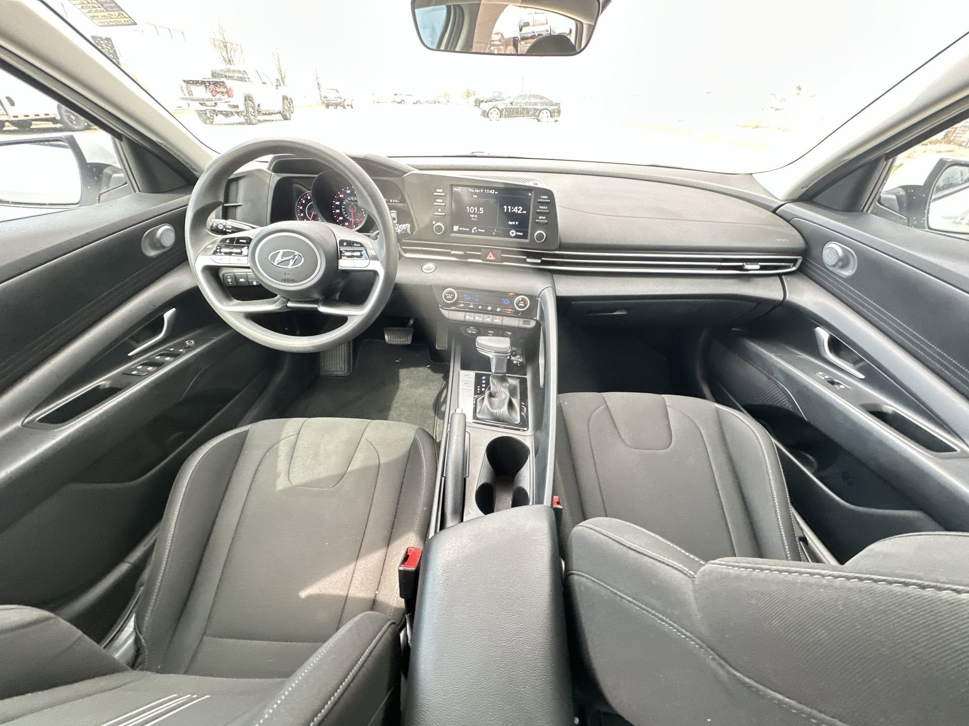 2021 Hyundai ELANTRA SEL