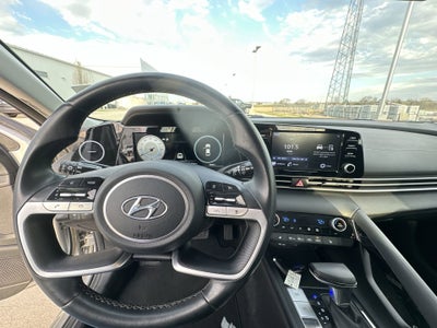 2021 Hyundai ELANTRA SEL