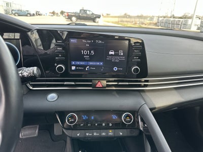 2021 Hyundai ELANTRA SEL