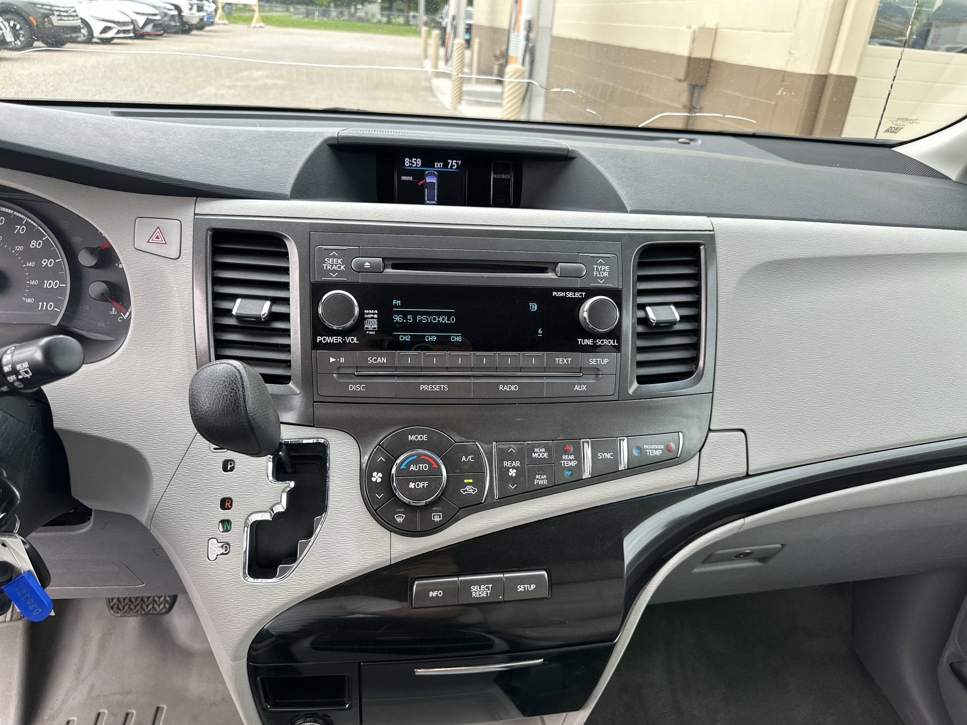 2013 Toyota Sienna LE AAS