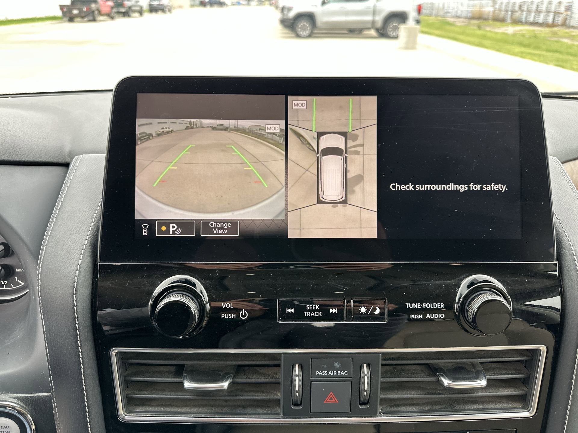 2022 Nissan Armada SL