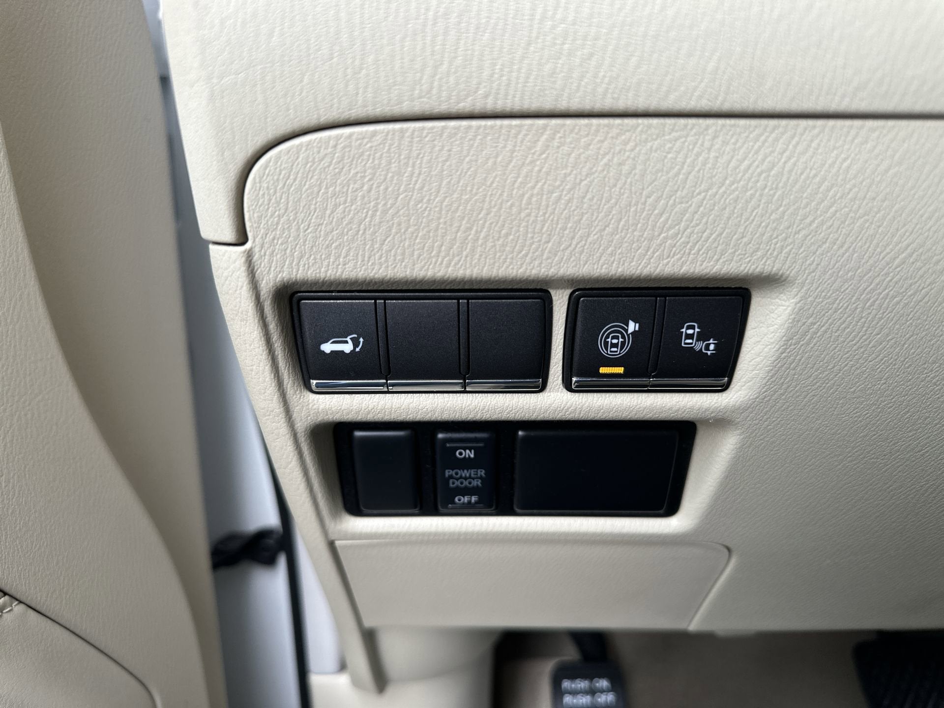 2016 INFINITI QX80 33 TURBO PREMIU