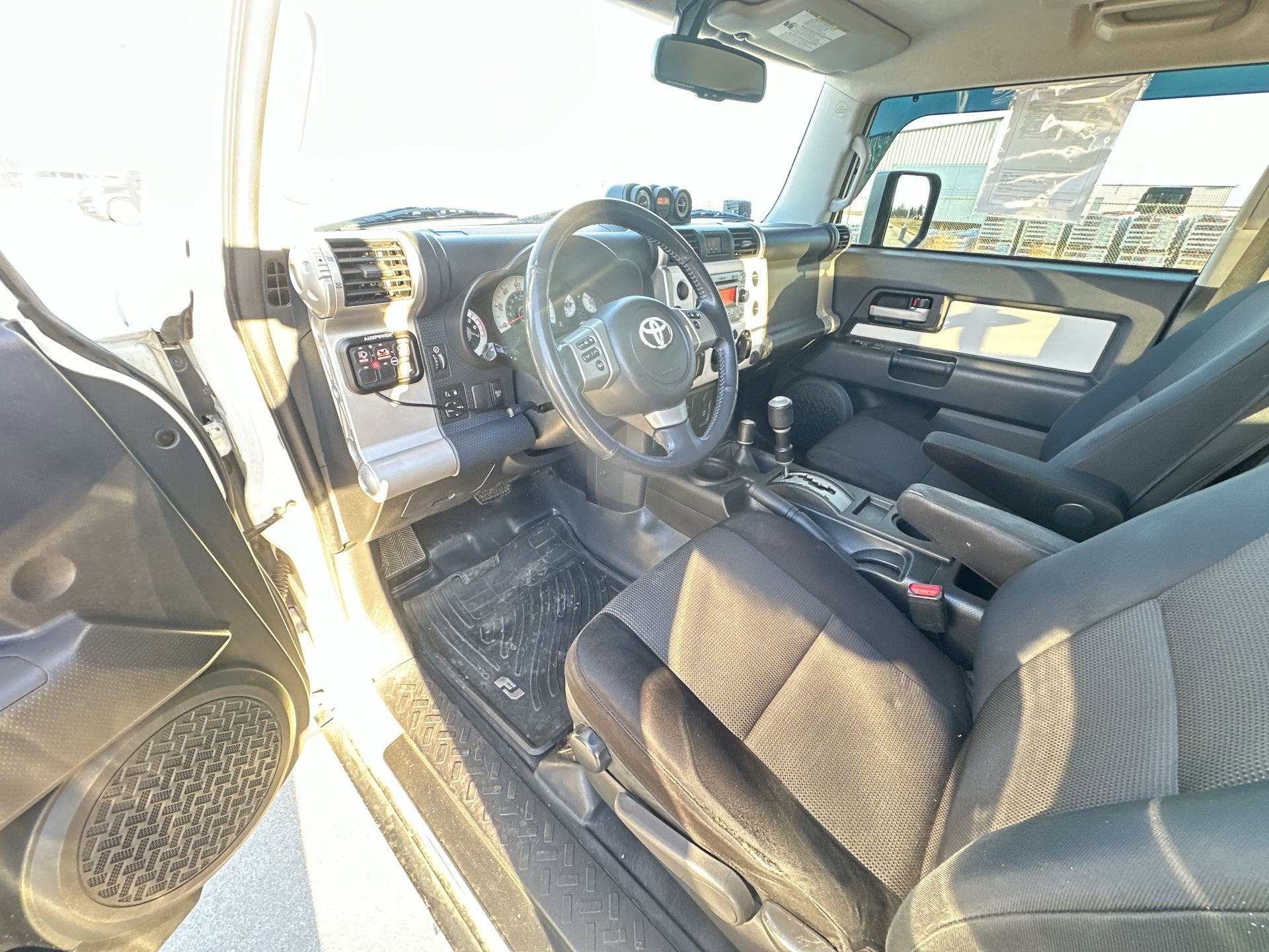 2011 Toyota FJ Cruiser 4DR 4WD MT