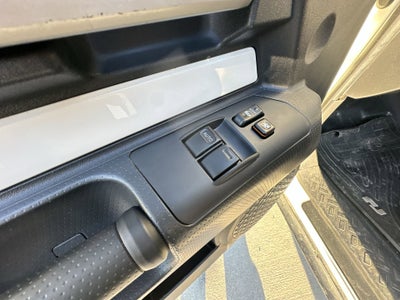 2011 Toyota FJ Cruiser 4DR 4WD MT