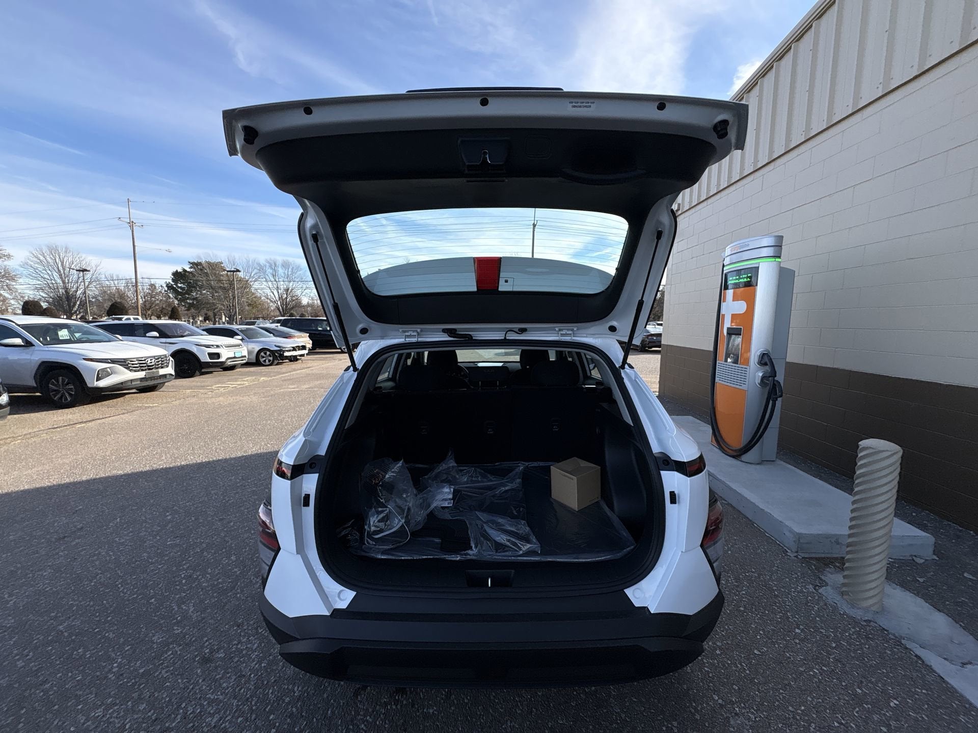 2026 Hyundai KONA SE