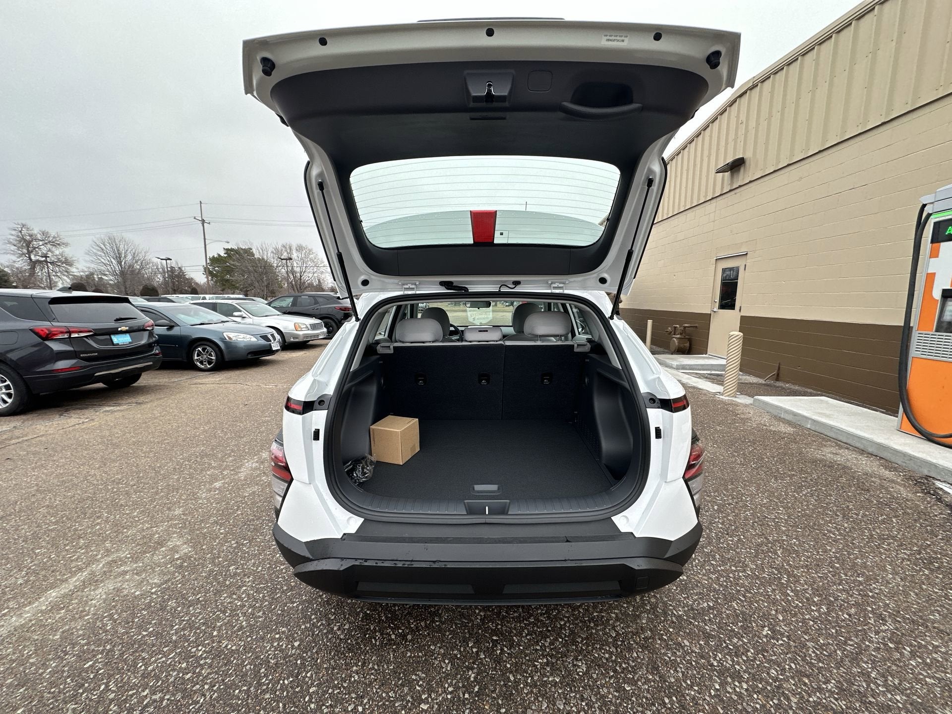 2026 Hyundai KONA SE