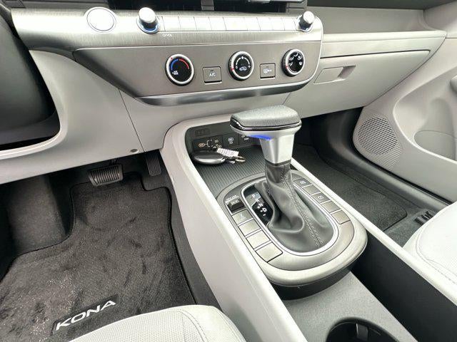 2026 Hyundai KONA SE AWD