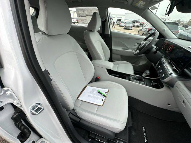 2026 Hyundai KONA SE AWD