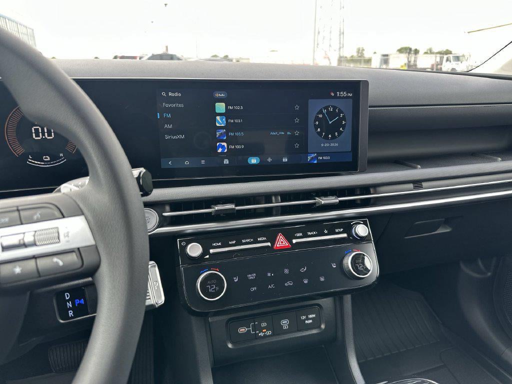 2026 Hyundai TUCSON HYBRID SEL AWD