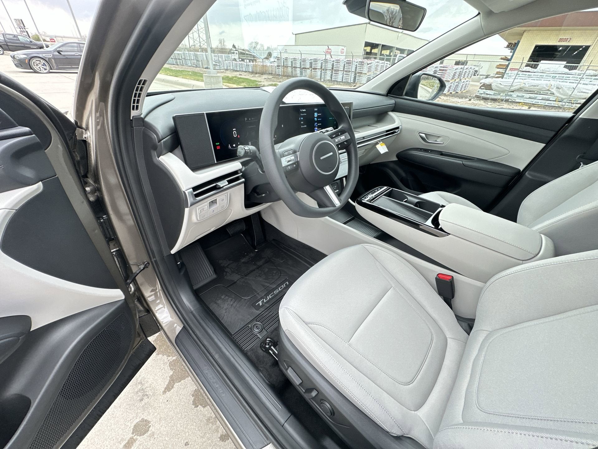 2026 Hyundai TUCSON HYBRID SEL