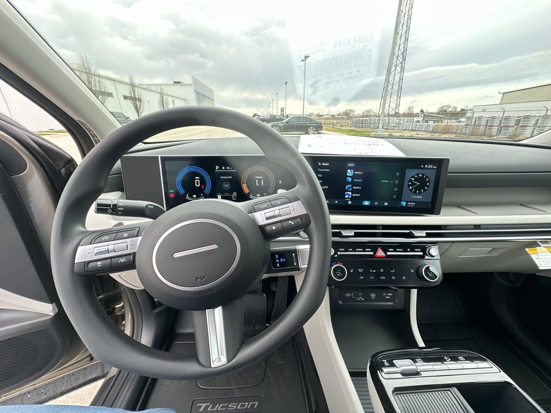 2026 Hyundai TUCSON HYBRID SEL