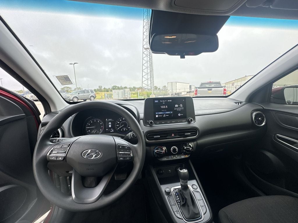 2023 Hyundai KONA SEL