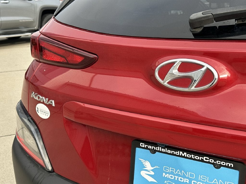 2023 Hyundai KONA SEL