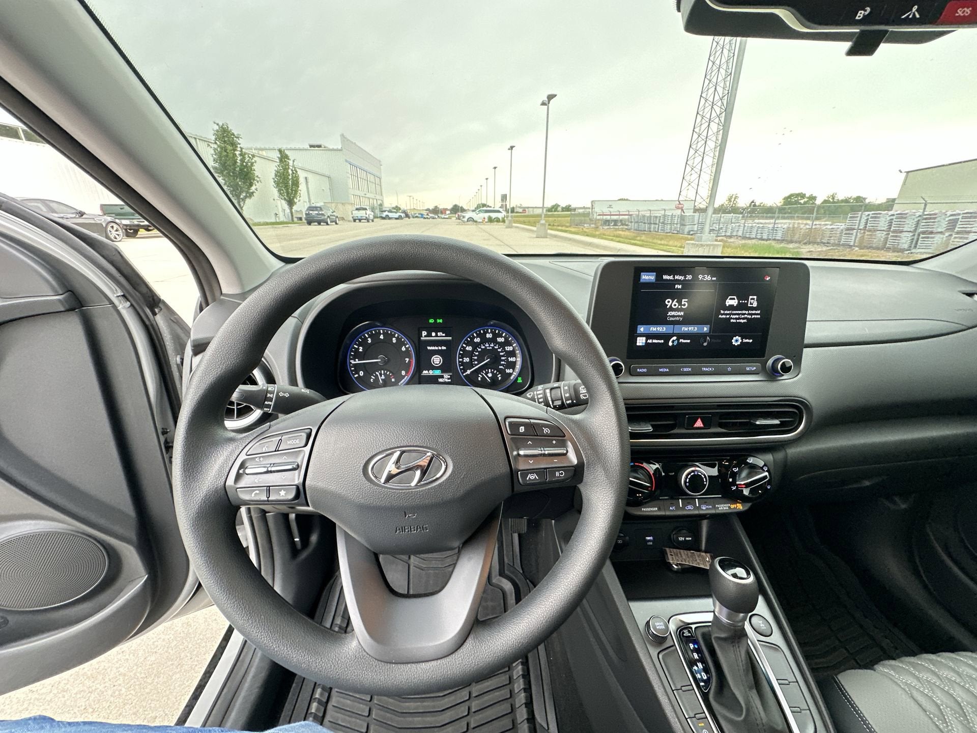 2023 Hyundai KONA SEL