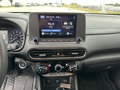 2023 Hyundai KONA SEL