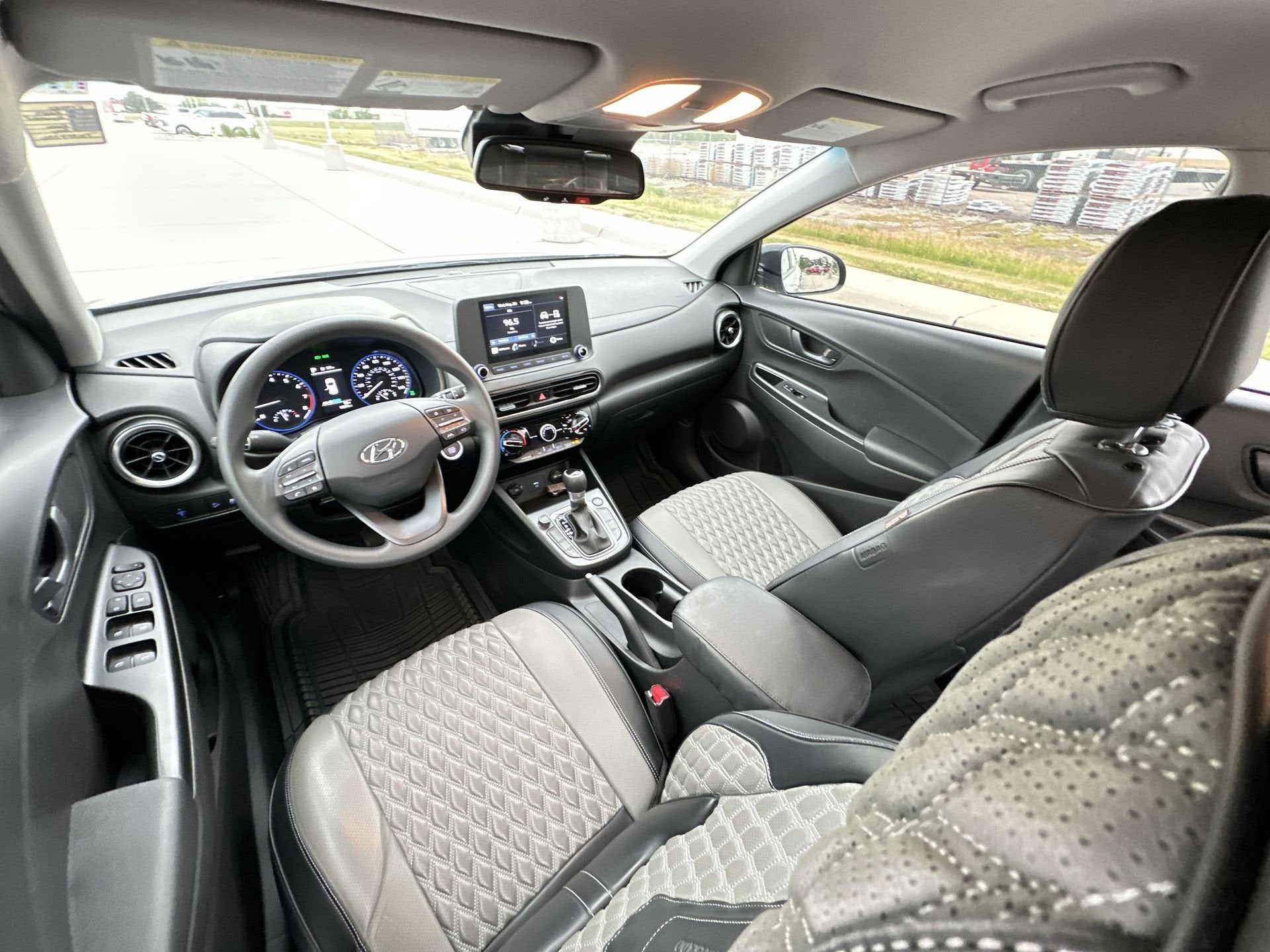 2023 Hyundai KONA SEL