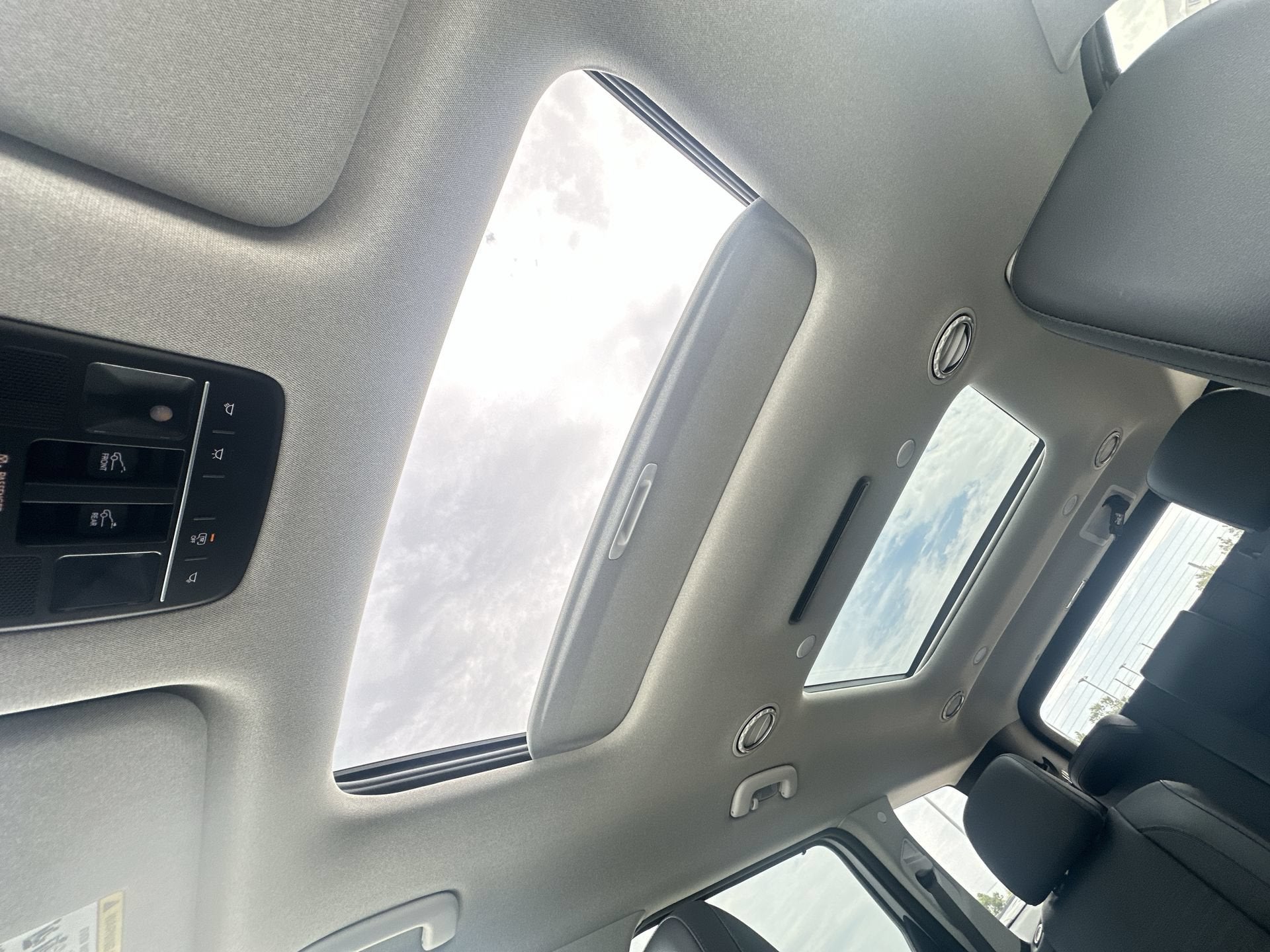 2026 Hyundai Palisade Limited - Photo 19
