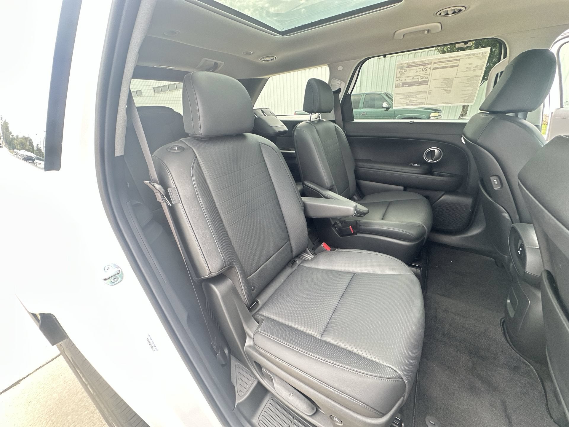 2026 Hyundai Palisade Limited - Photo 28