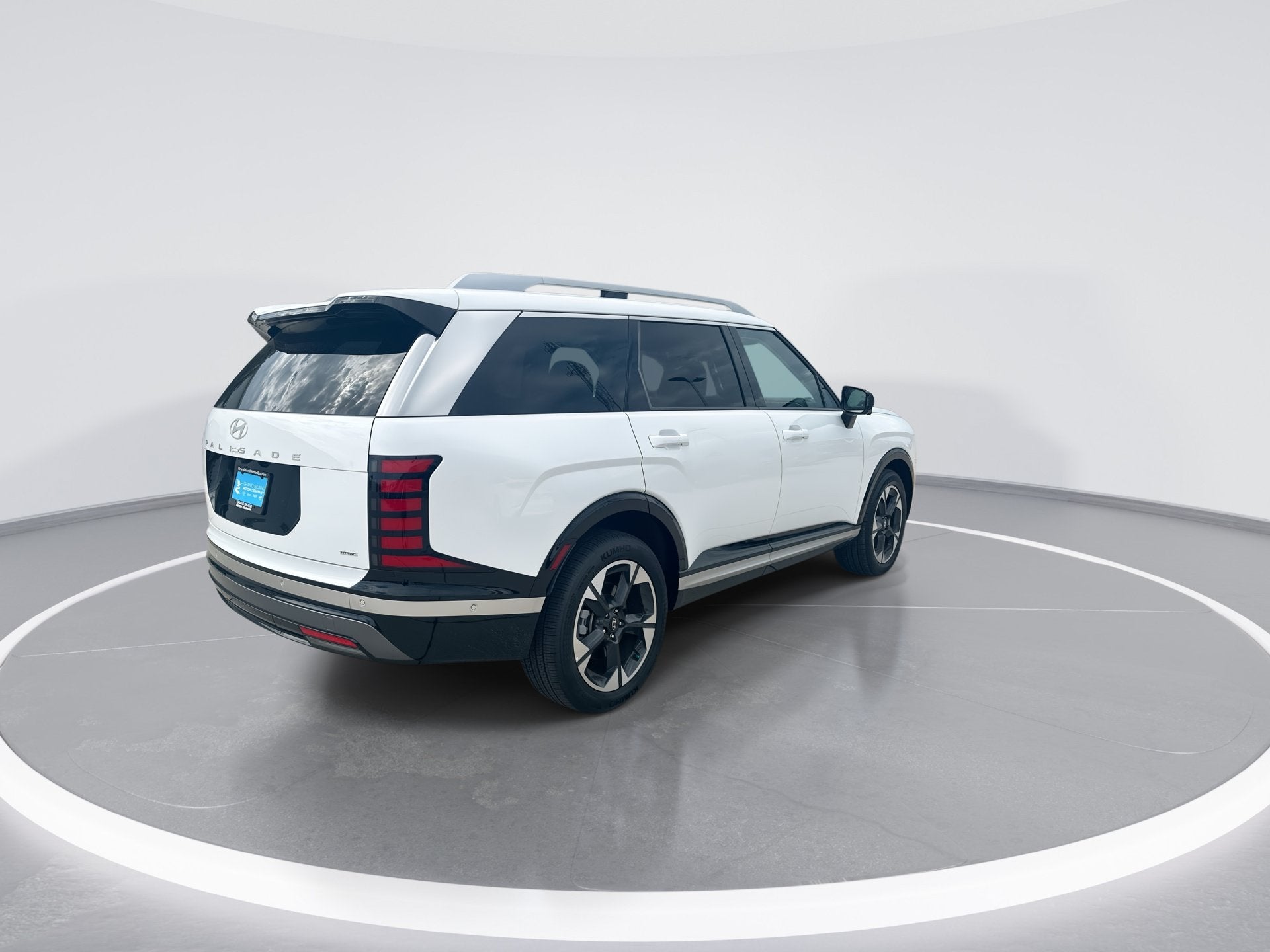 2026 Hyundai Palisade Limited - Photo 8