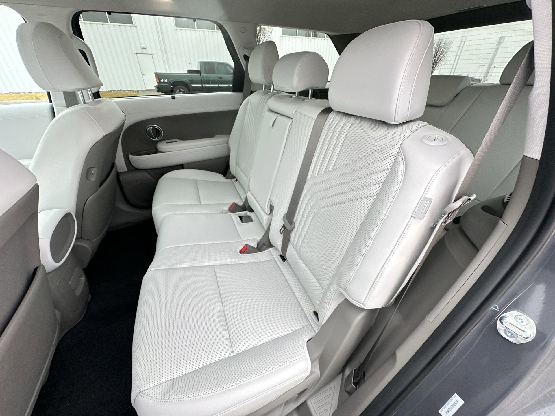 2026 Hyundai PALISADE SEL Premium 8P